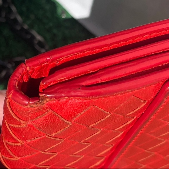 Bottega Veneta Nappa Intrecciato Continental Snap Wallet Red with Chain - Picture 9 of 9